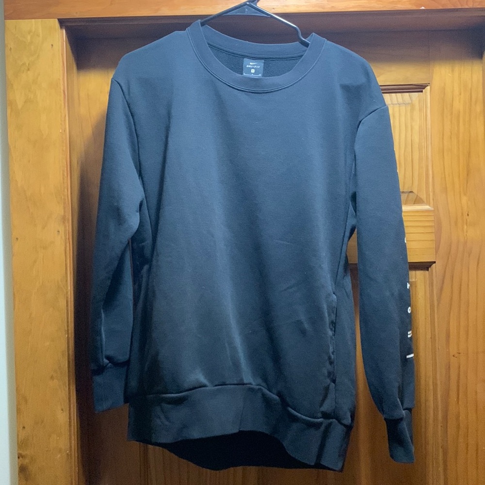 Women’s Nike crew sweatshirt oversized